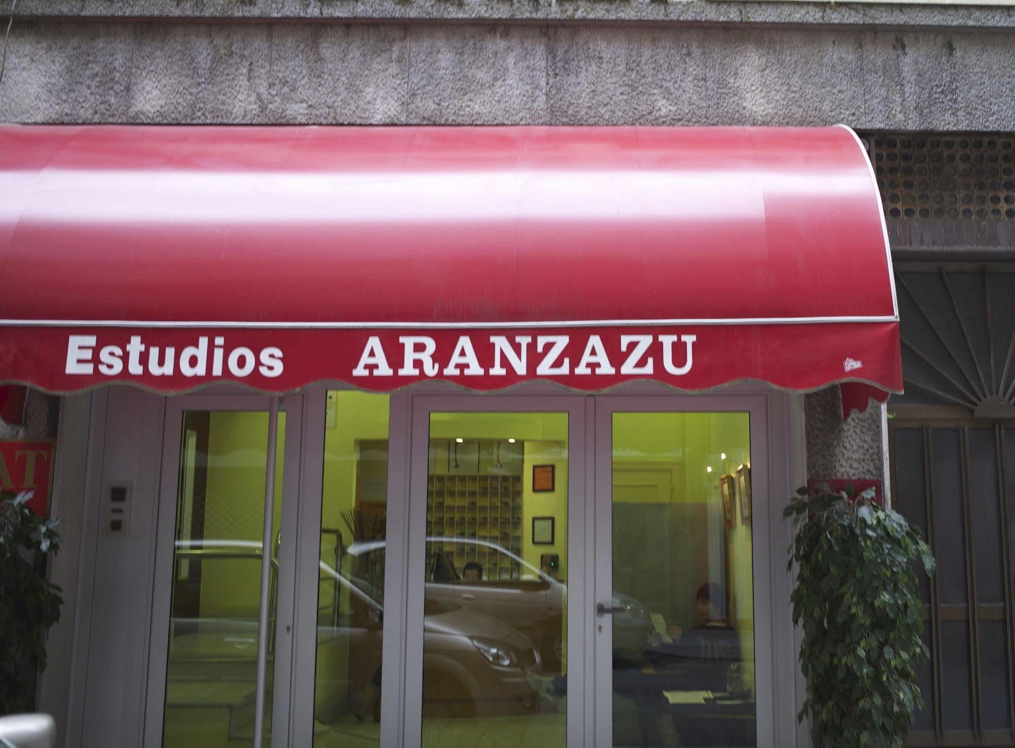 Estudios Aránzazu Santander Exterior foto